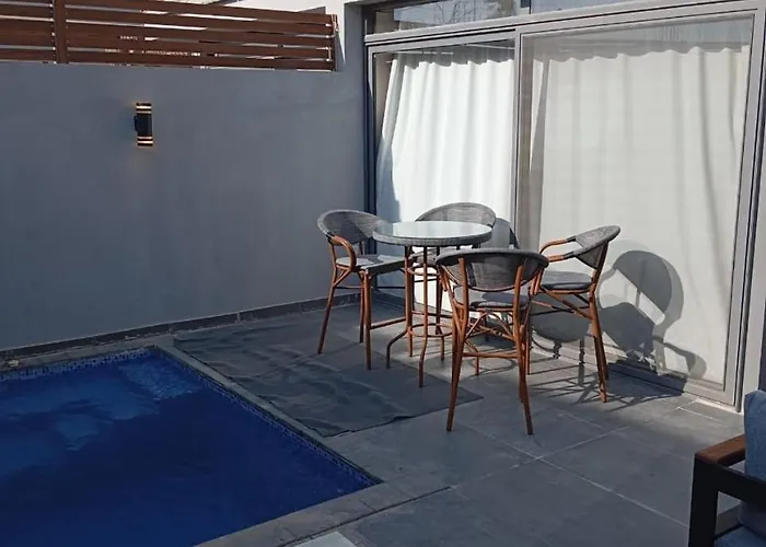 Bali 2 Bed With Private Pool Villa Gurdaka